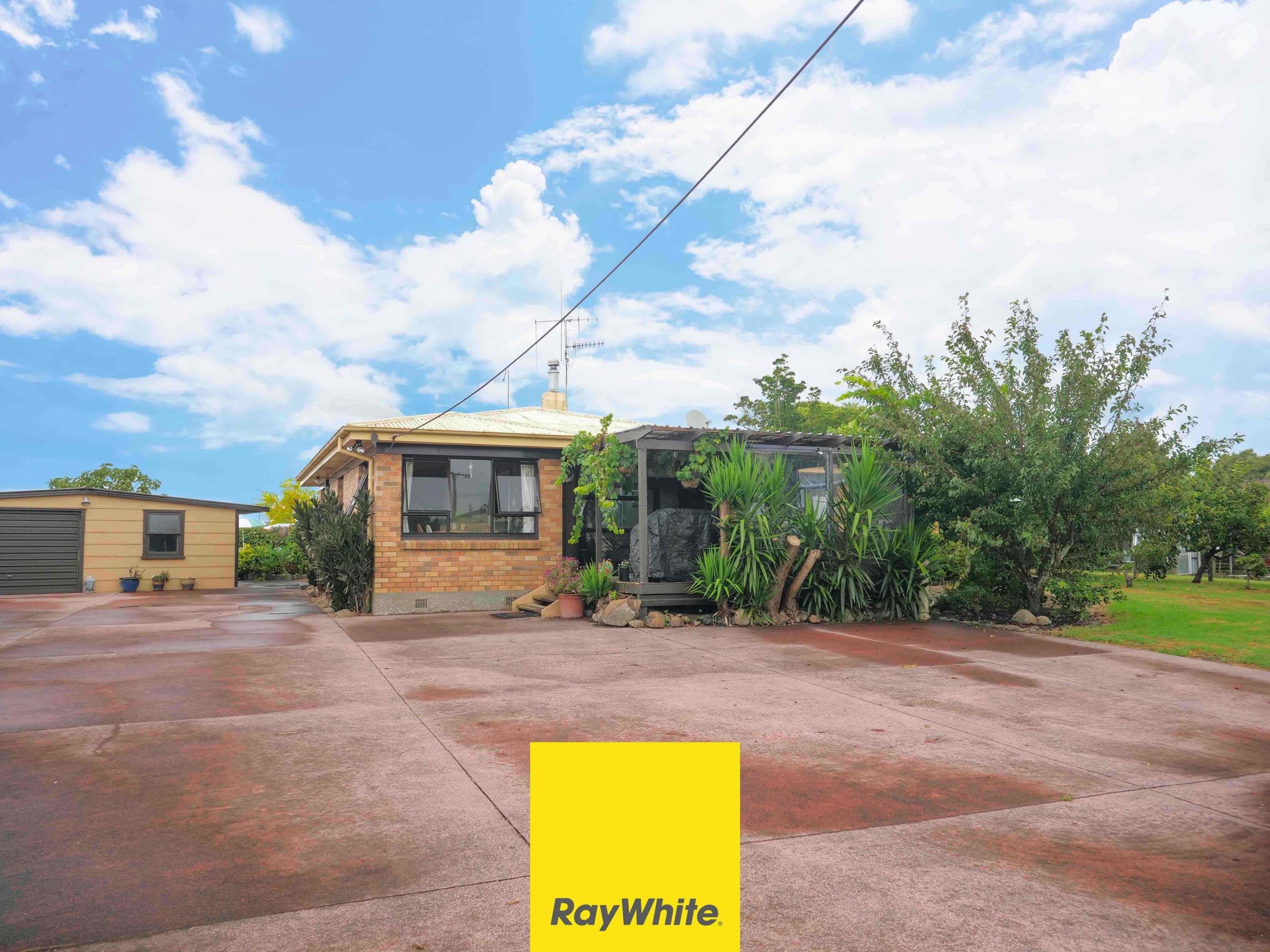 Ray White Property Photos Ultrum Production & Design